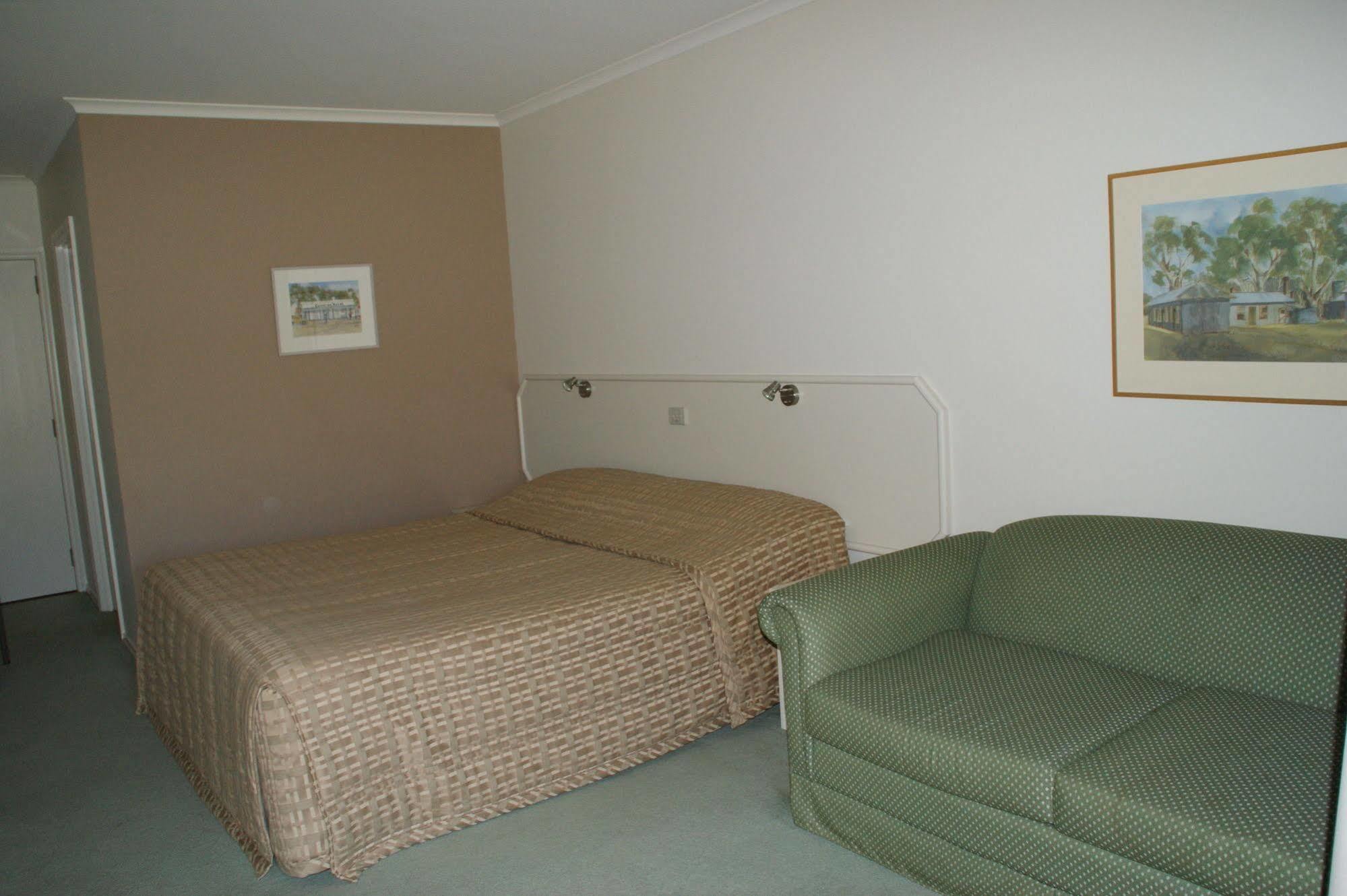 Deniliquin Country Club Motor Inn Luaran gambar
